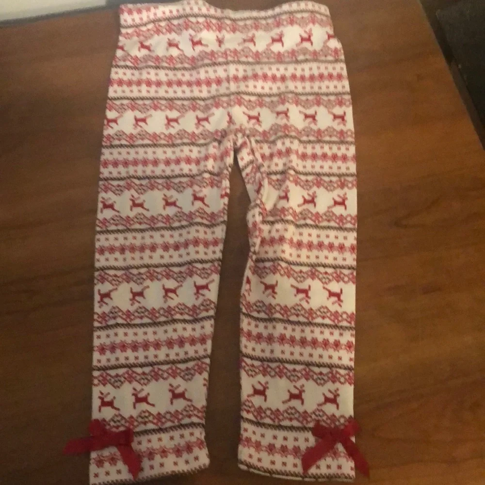Blueberi Boulevard festive red